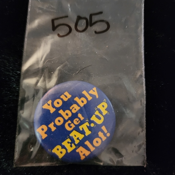 Vintage button pin bundle - Picture 4 of 5